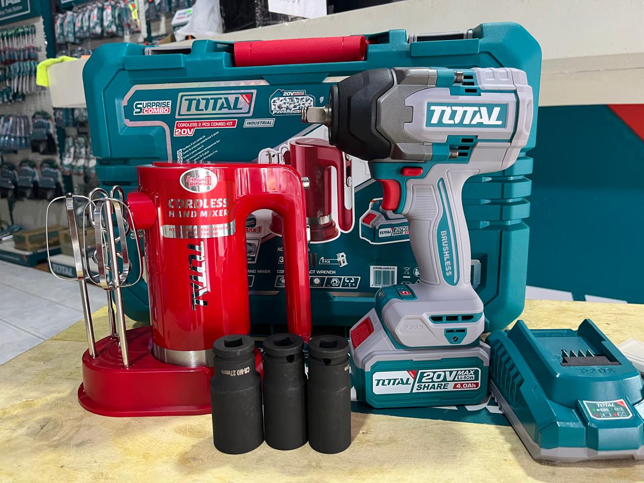 PISTOLA DE IMPACTO 20V 850N.M CON BATIDOR UTOSLI240313